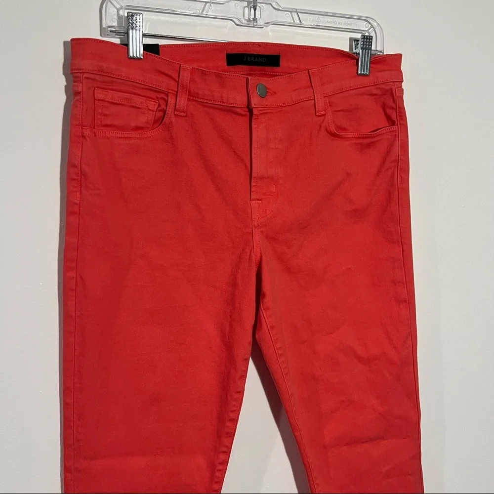 J Brand Mid Rise Crop Skinny Raw Hem Kalani  Size 31 Modern Preppy Clean Girl‎